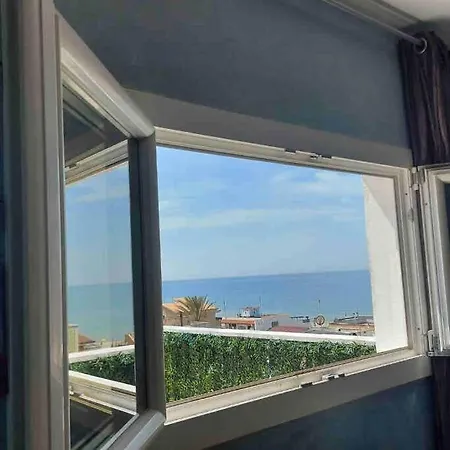 Attichetto Fronte Mare Appartement